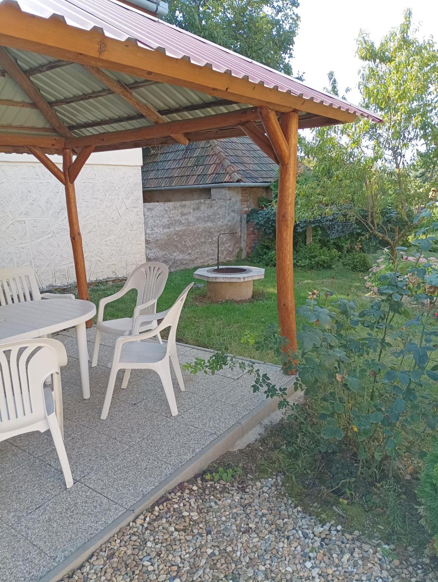 Bandi Vendeghaz Appartement Verpelét Buitenkant foto