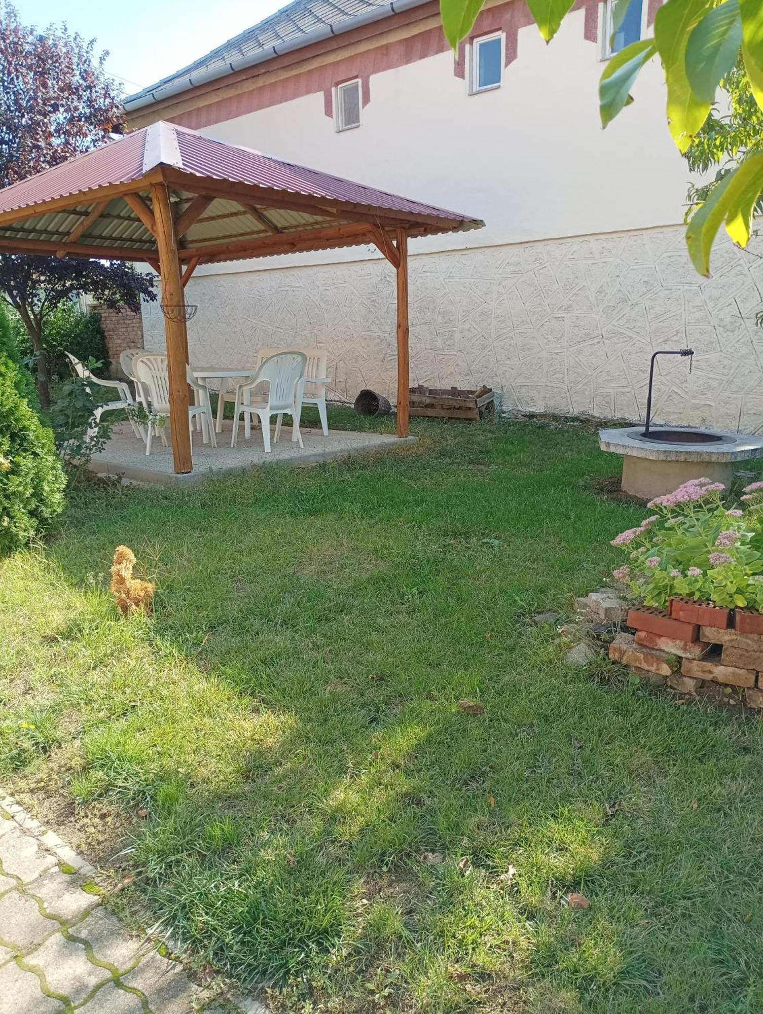 Bandi Vendeghaz Appartement Verpelét Buitenkant foto