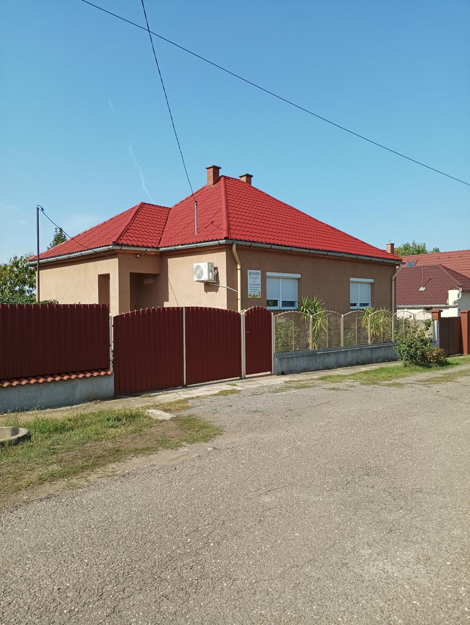 Bandi Vendeghaz Appartement Verpelét Buitenkant foto