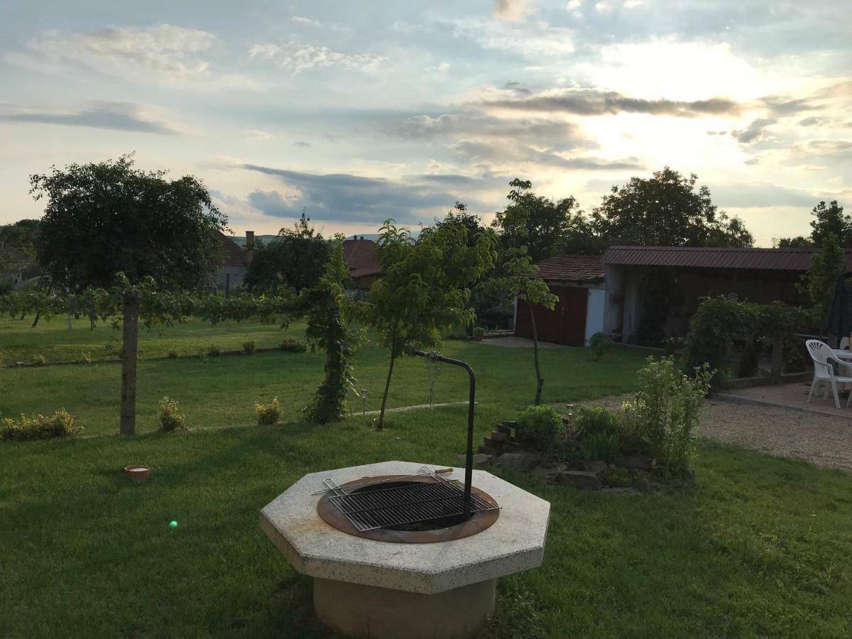 Bandi Vendeghaz Appartement Verpelét Buitenkant foto